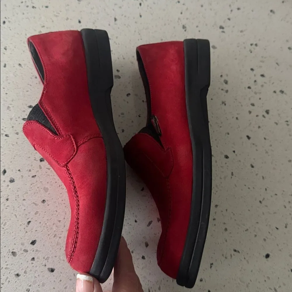 Mephisto Women’s Cool Air Breathable Red Suede Leather Loafers Slip-On Size 7.5 - Picture 10 of 14